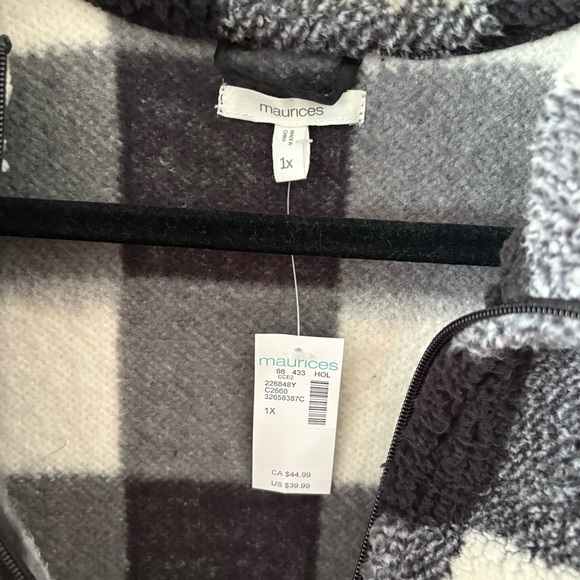 Maurices Women Cozy Sherpa Vest Pockets Sz Large Black/Cream Plaid‎ Warm Zip NWT - Picture 6 of 8
